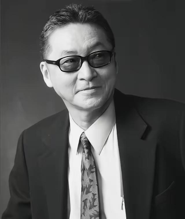 1961年，26岁李敖穷困潦倒，面临吃不起饭的风险时，给胡适写信道：“胡先生，我