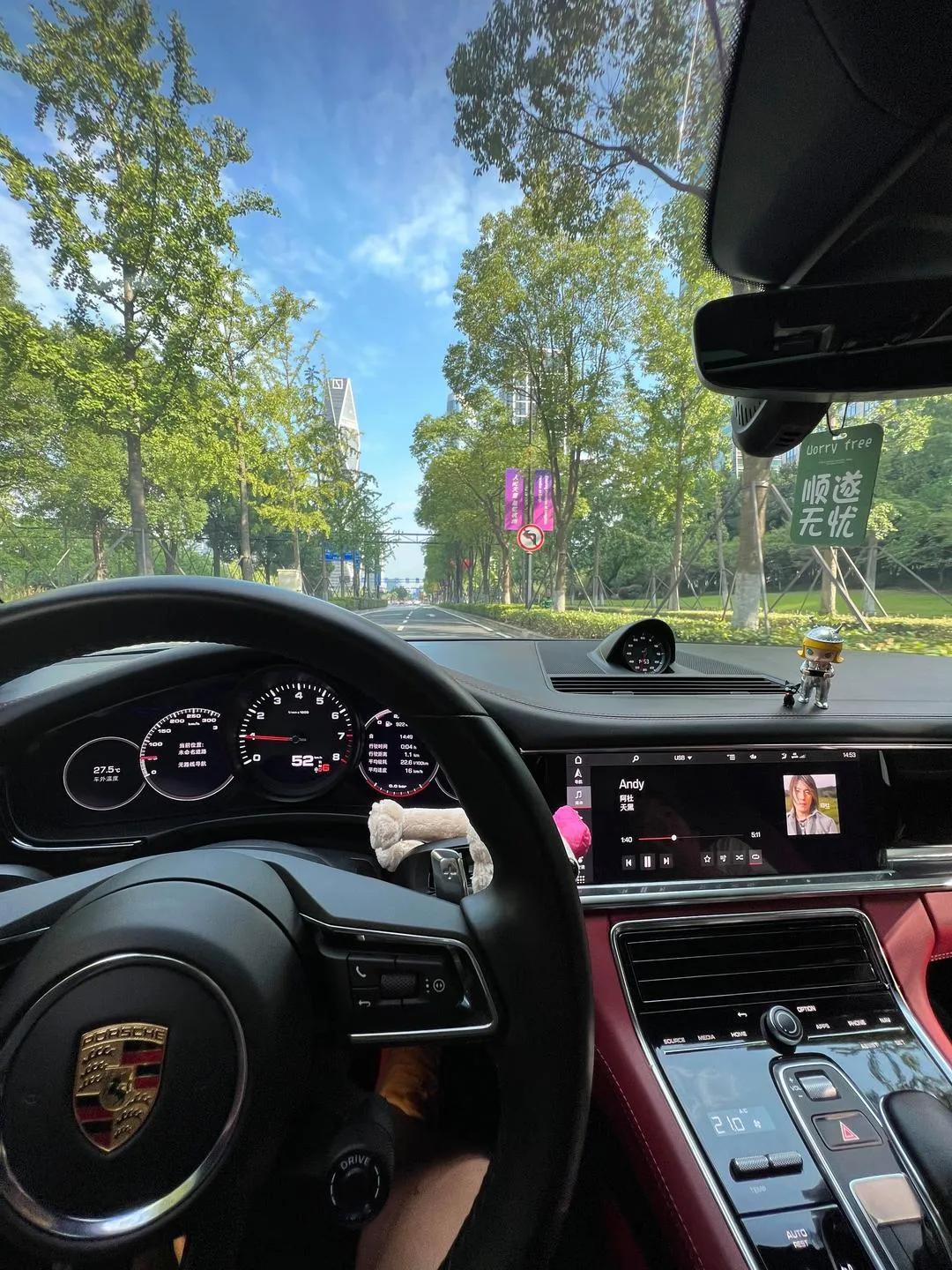 “等你开上保时捷的那一天，就可以买个假包了。”这个认知伴随了我整整11年，也是我