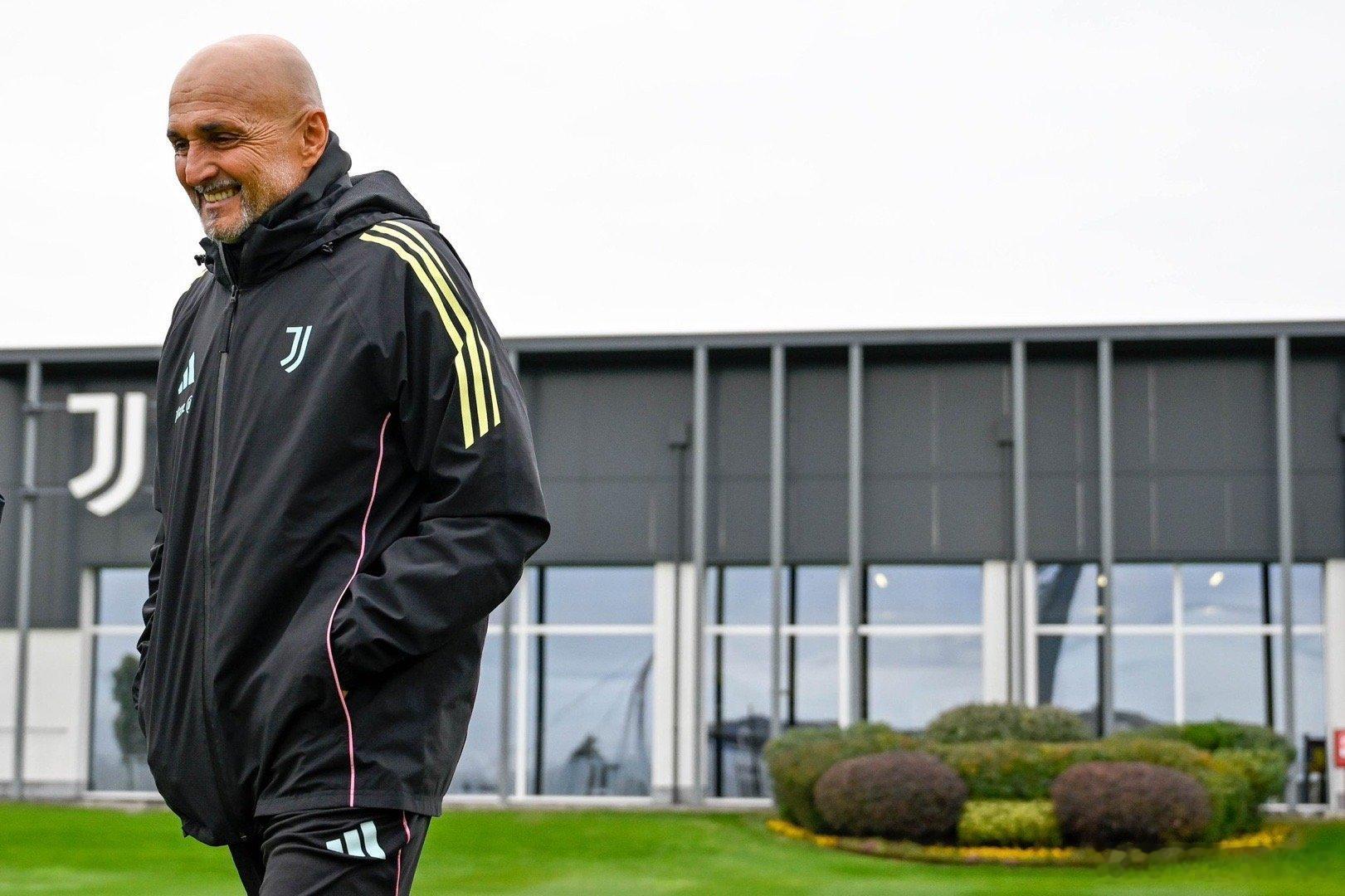 兵强马壮！斯帕莱蒂首训！尤文图斯意甲联赛克雷默内塞vs尤文图