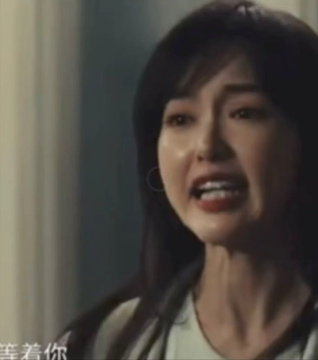唐嫣的《爱情没有神话》扑的很彻底大家都开始讨论她的演技为什么这么多年没有一丁点