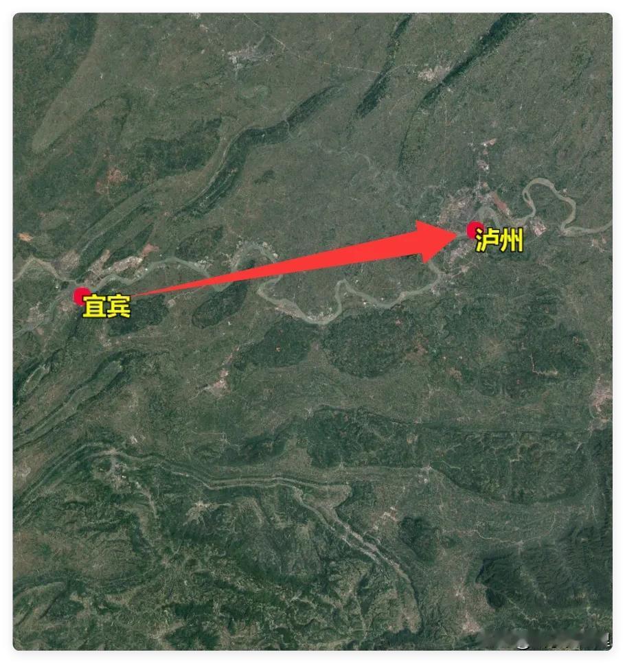 宜宾和泸州看似差不多，实际相差十万八千里。长江首城和酒城只隔了一百多公里，明