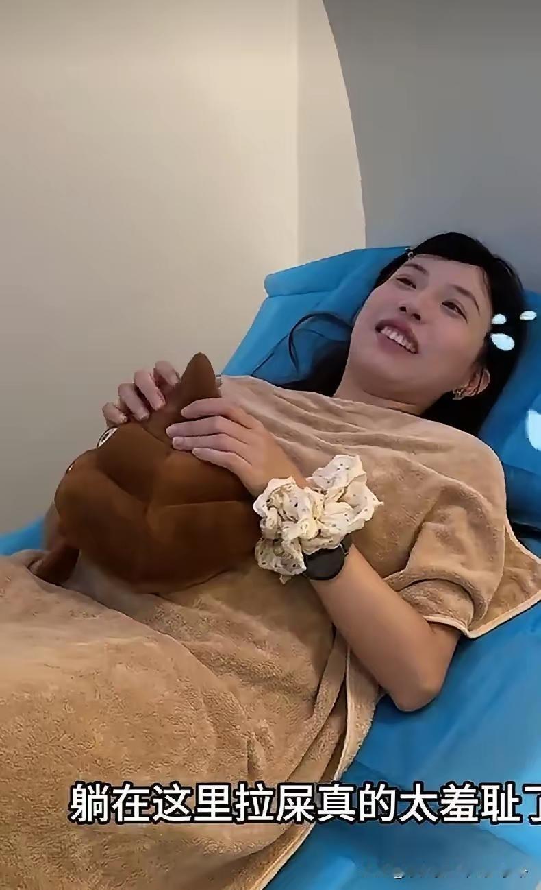 “兄弟，今天我请你拉屎！”[捂脸哭]，谁跟你这么说，你会不会打他，哈哈😃！但是现