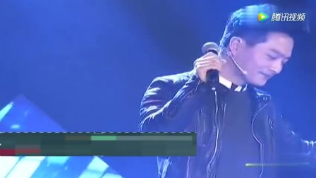 打开 云飞现场演唱《马兰花》歌声优美深情动人!