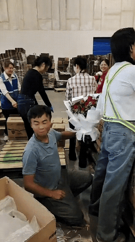 小姐姐为什么不同意呢。大叔想了很久。