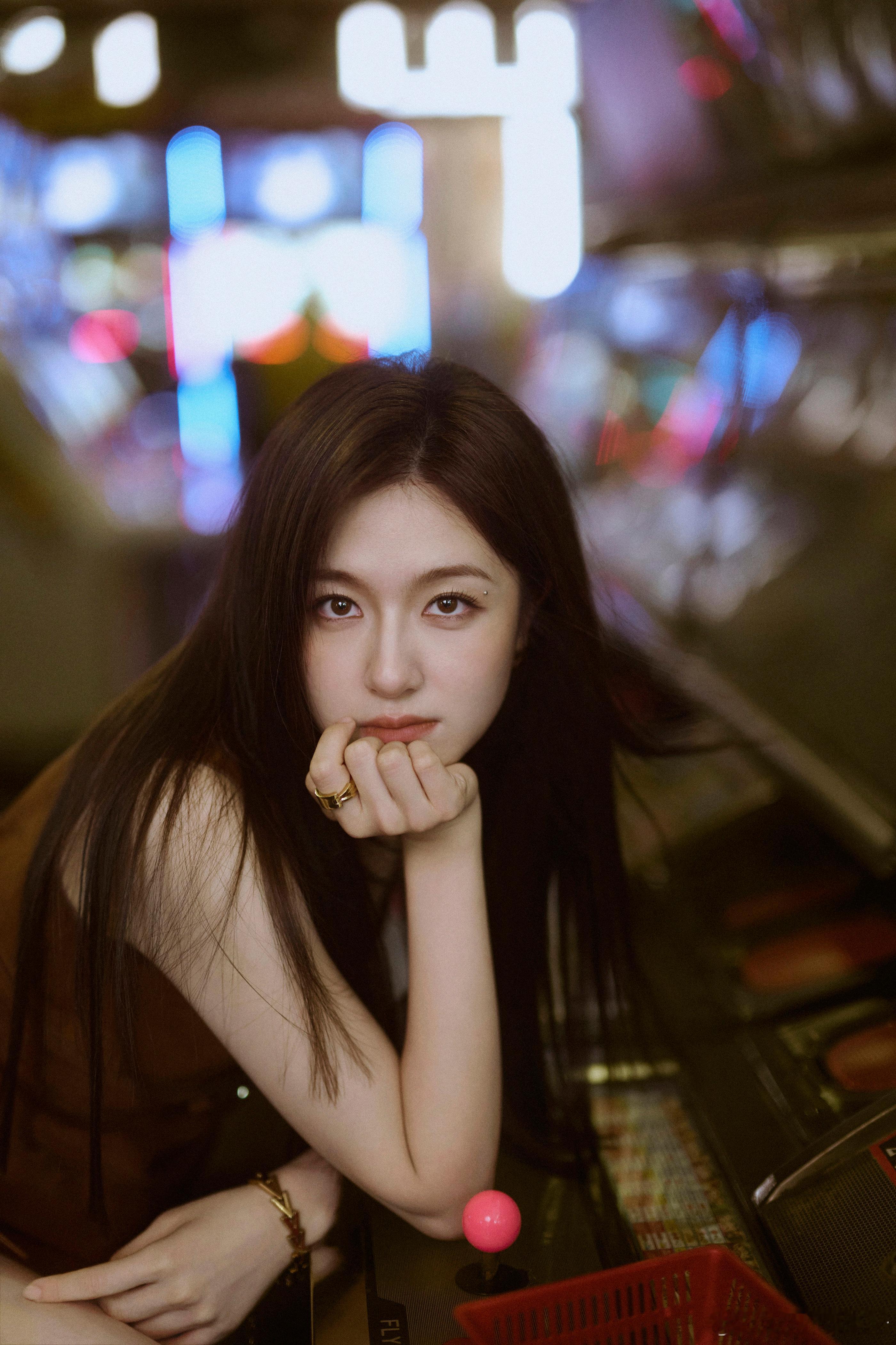 给兰迪画的摩卡慕斯妆容李兰迪李兰迪化妆：Hauie-樊浩​​​