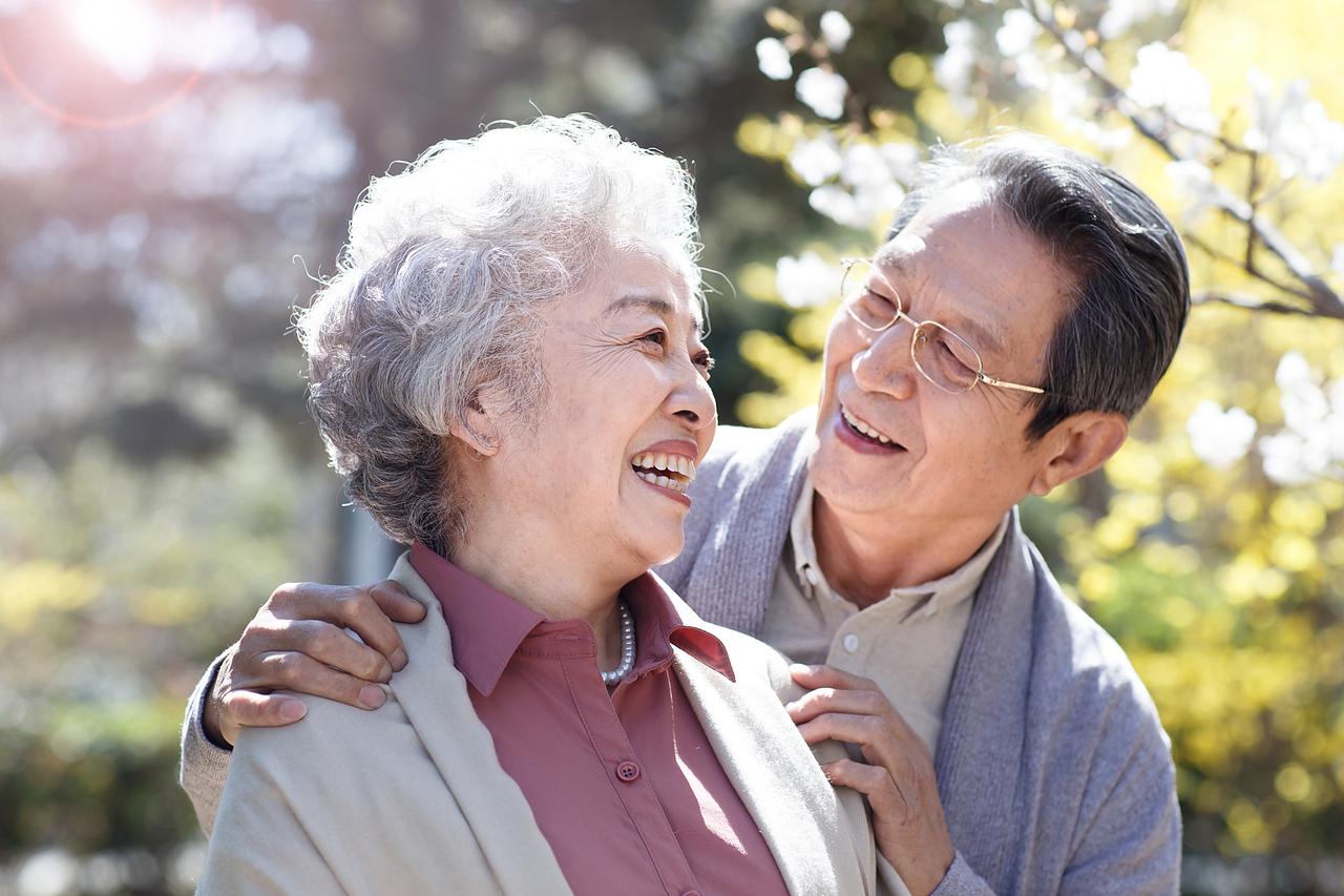 11月1日，安徽淮北52岁的丈夫突发疾病，抢救无效撒手人寰。正当亲友痛心之际，更