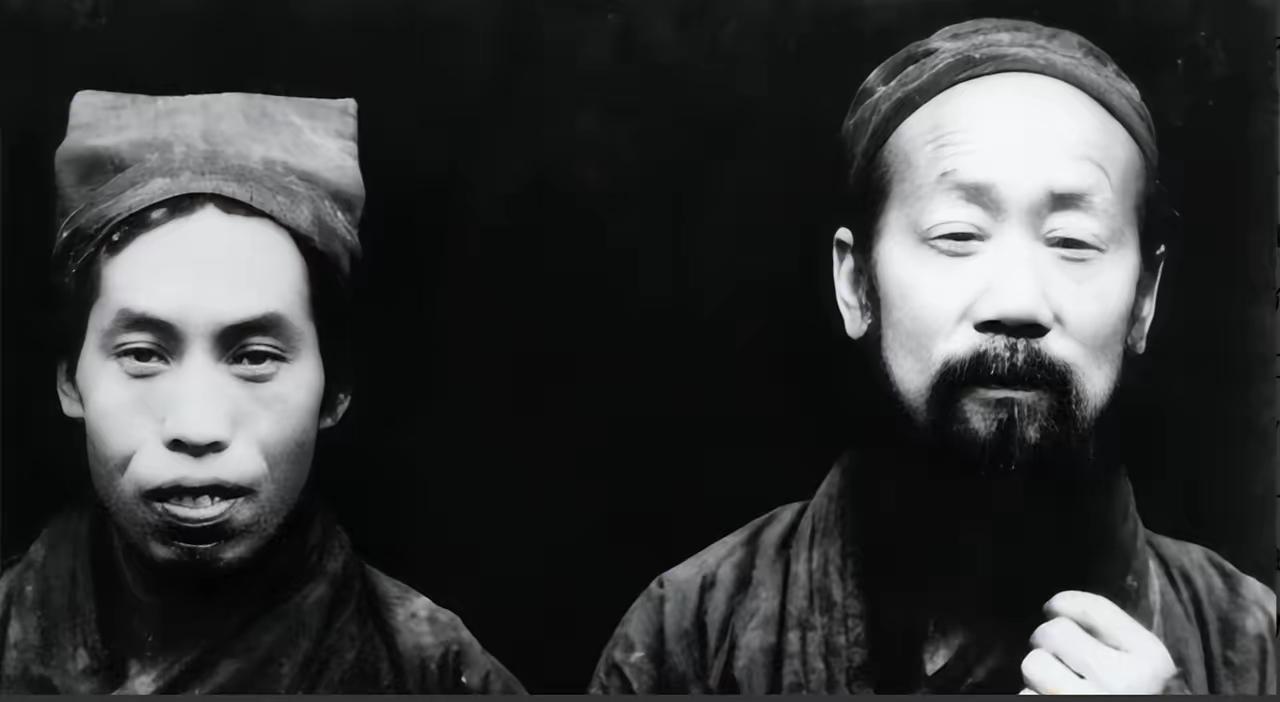 ​​1937年，17岁战士深山迷路时，在古庙遇一位51岁老道，便想留下来养伤，老