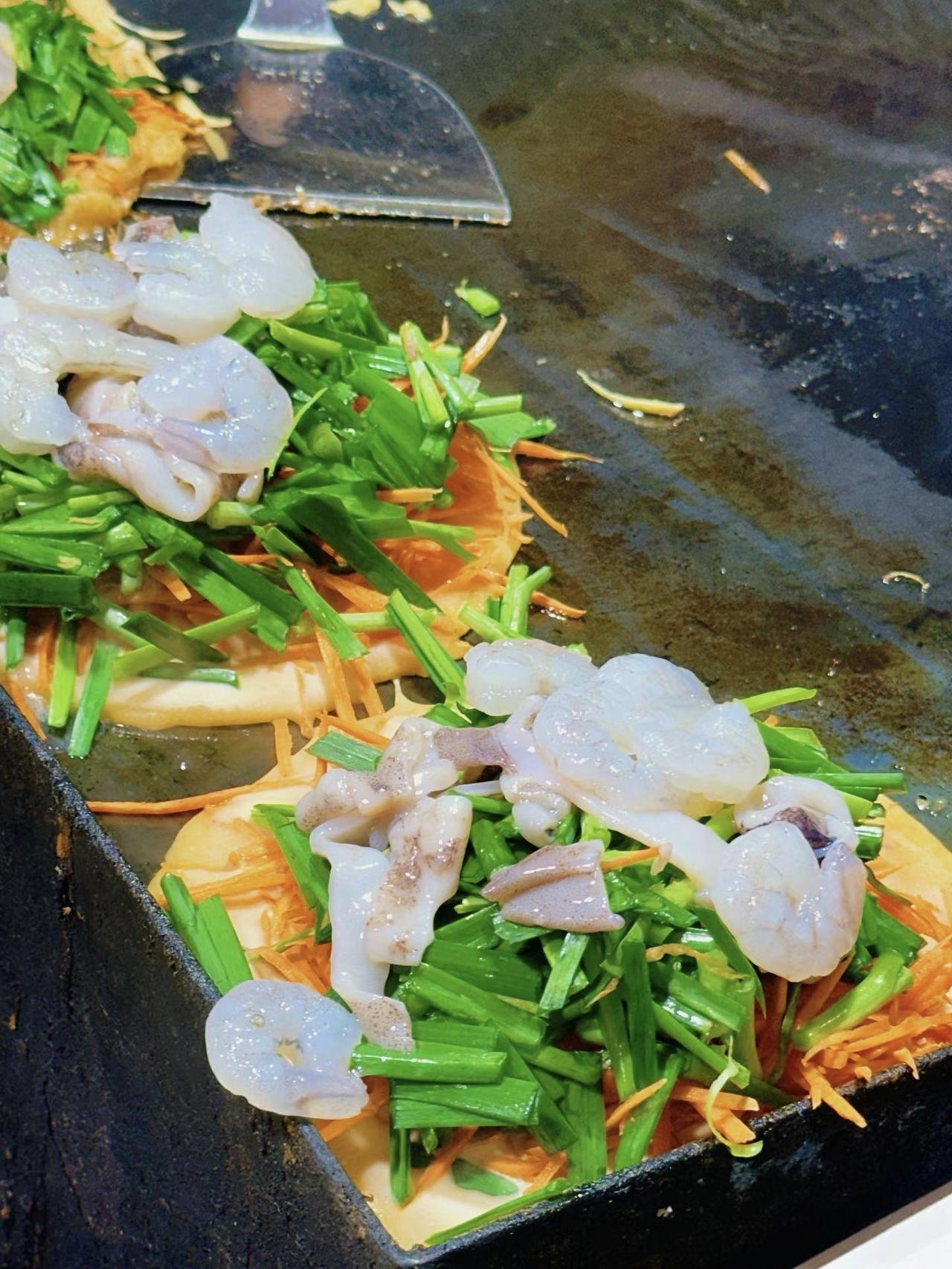 邻居今年58岁，有一个独生女，而且已结婚，34年的婚姻，让她觉得靠谁都不如靠自己