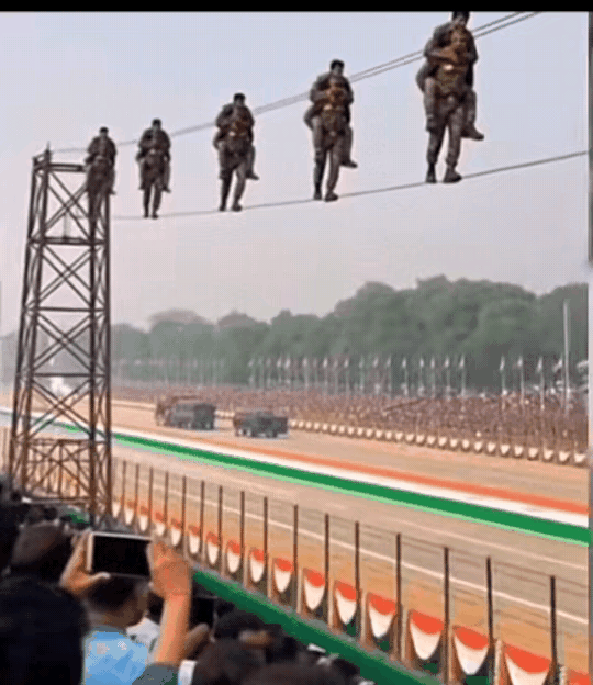 印度士兵的业余功夫很厉害，感觉他们骑摩托车就已经很厉害了，原来还有更厉害的，这走