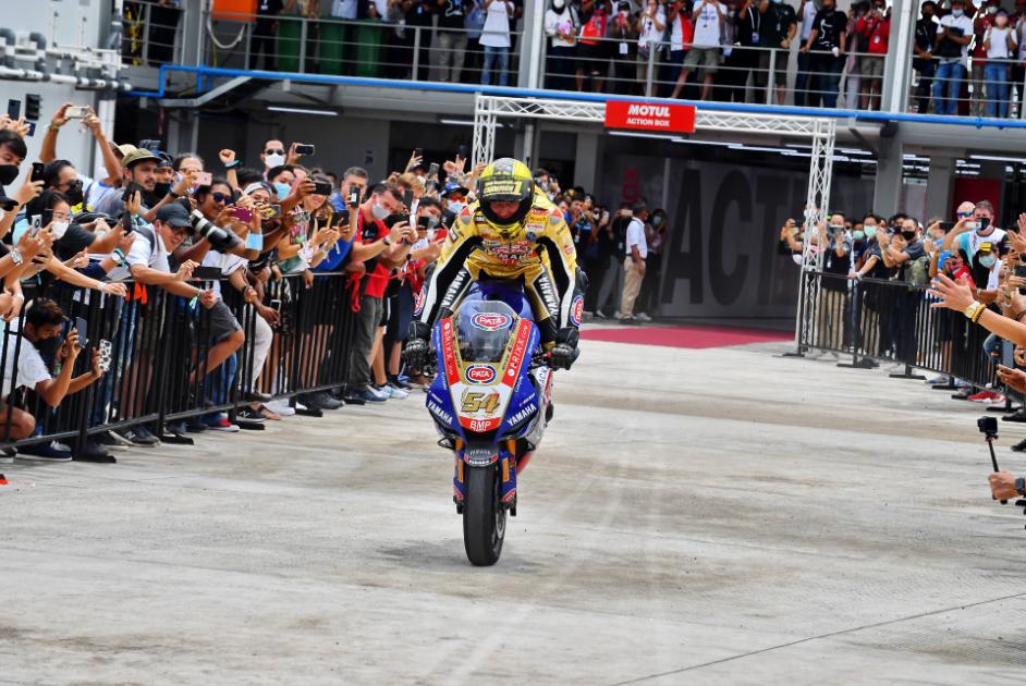 2026WSBK罗马涅站，SSP组别正赛。德比斯全程咬在第二，追了整整16圈。
