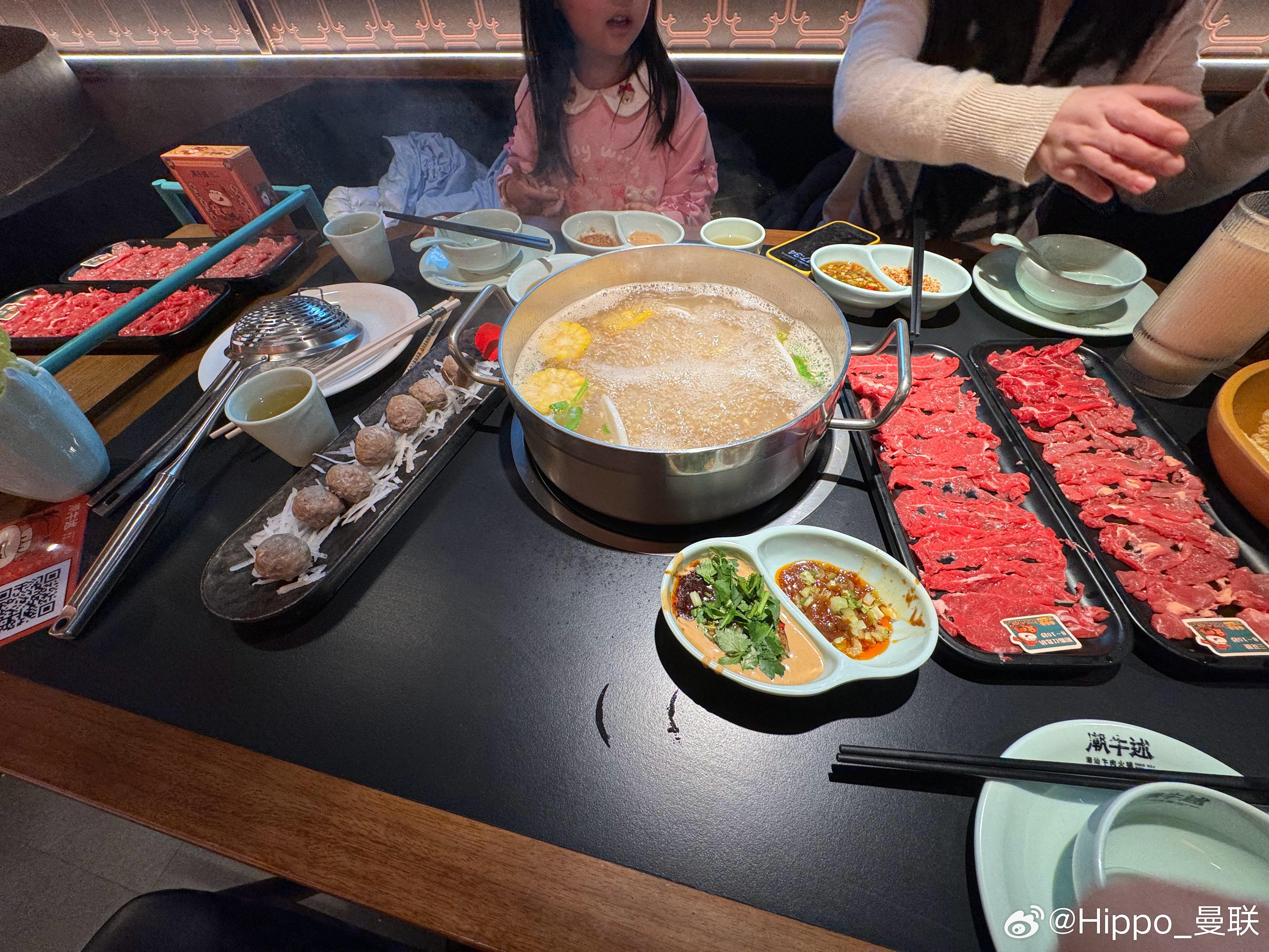 永远也搞不清楚到底哪个部位嫩。成都·潮牛述·潮汕牛肉火锅(in99黑金店)