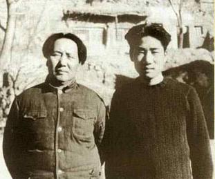 1945年重庆谈判结束，毛主席回到延安就病倒了，两个多月不见好转，斯大林知道后，