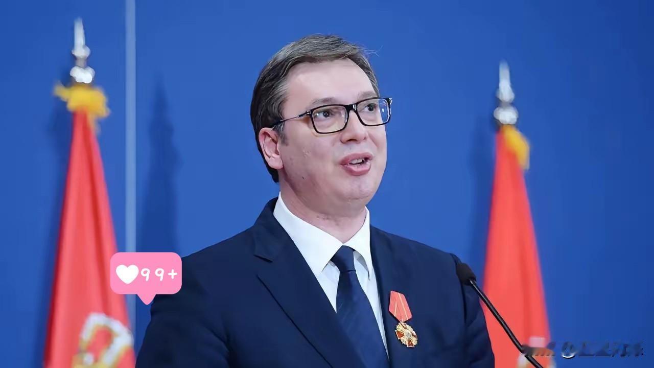 武契奇刚落地北京，西方为啥集体破防？谁也没想到，武契奇一趟访华，竟把西方急得跳