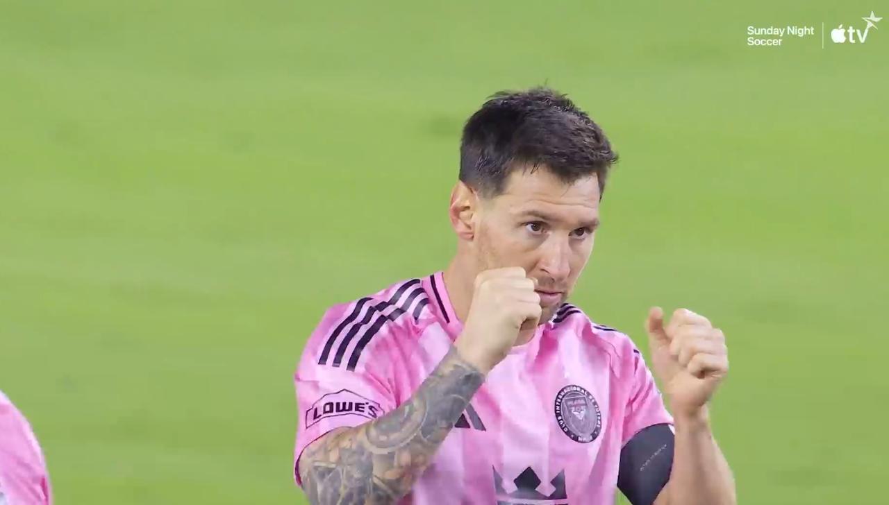 这样的的表现才叫球王！迈阿密国际上半场0-2落后，梅西下半场带领球队上演绝地反