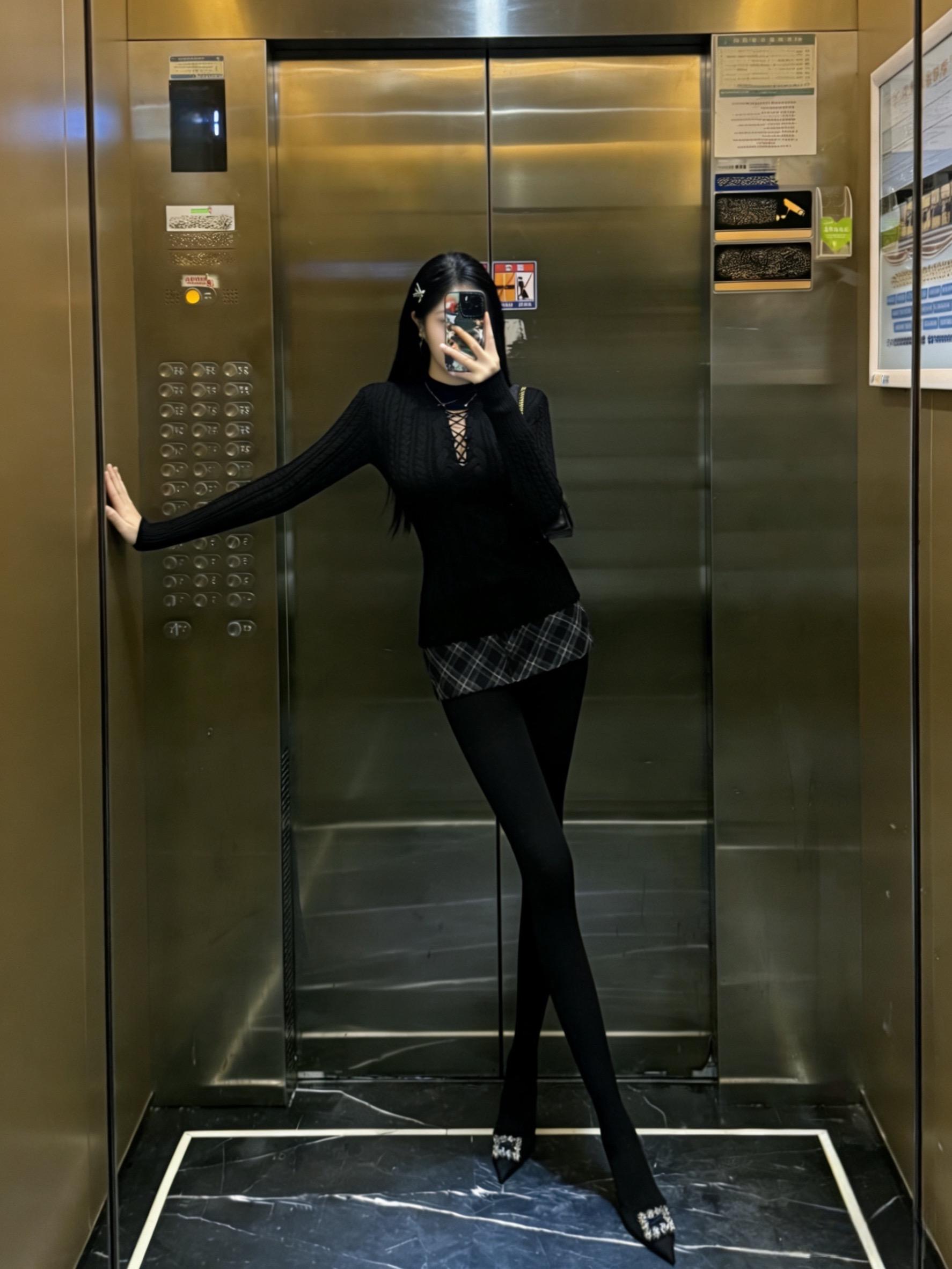 方圆十里 御姐躲好 萌妹躲好 女的躲好