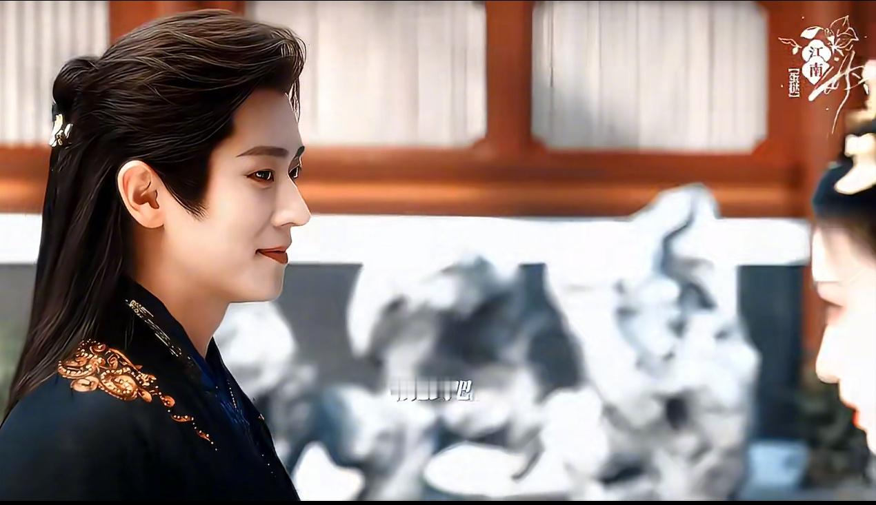 网友建议把滤镜去掉，提升点质感。另外就是女主不太聪明的样子，智商也需要提升，颜值