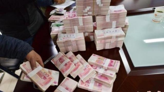 银行行长说:“一个戳心的事实，假如你手里有100万存款，根本不需要去买房子，