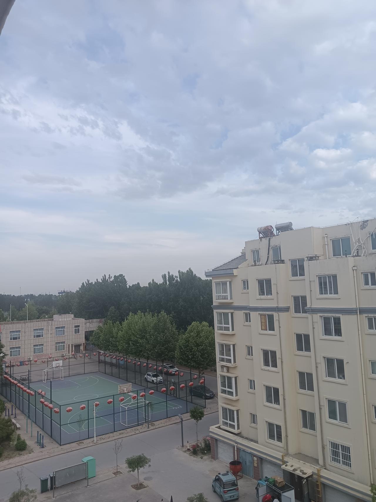婚礼变葬礼，是先办婚事迎新人还是以逝者为大？两难抉择太破防！5月22号山东菏泽