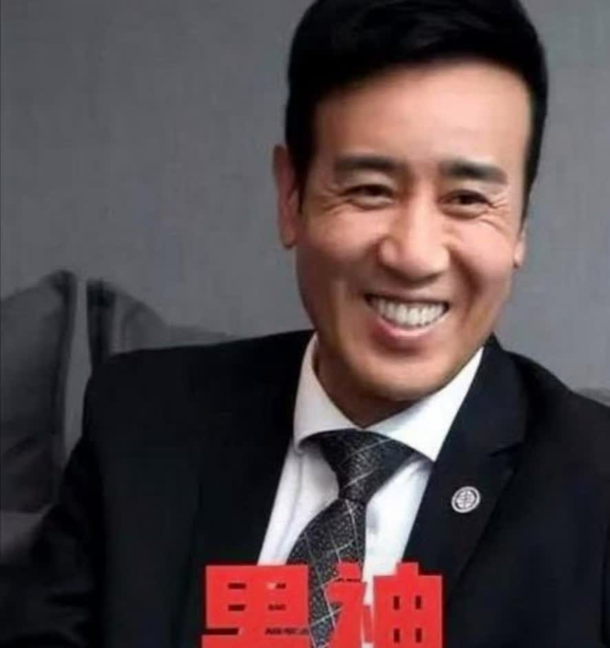 演员于和伟在饭店吃饭，消费334元，老板说抹零后收300元，于和伟同意了，就付了