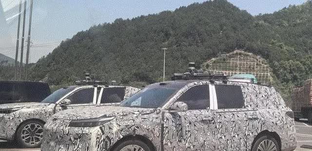 昂首挺胸，大型SUV就该这么设计。