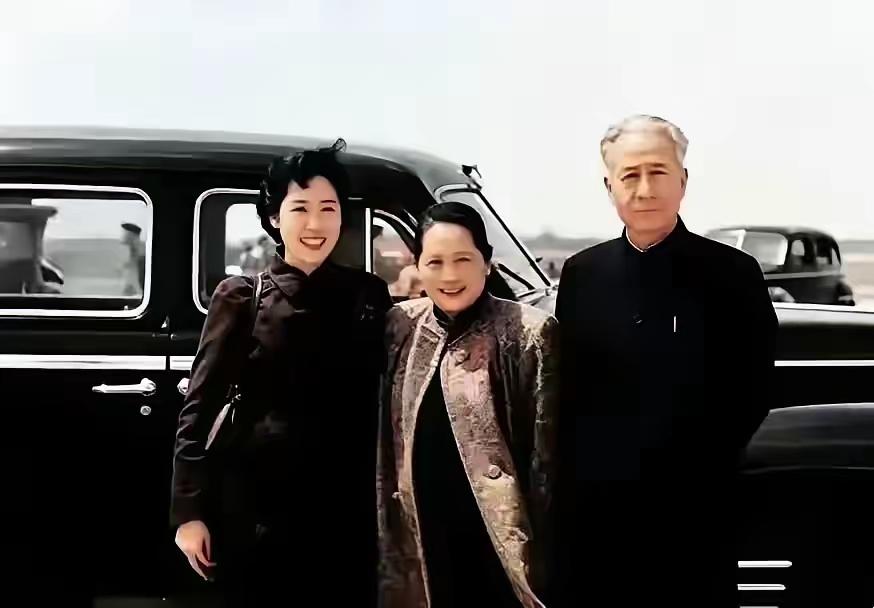 王铎：伟人形象，光辉照人。