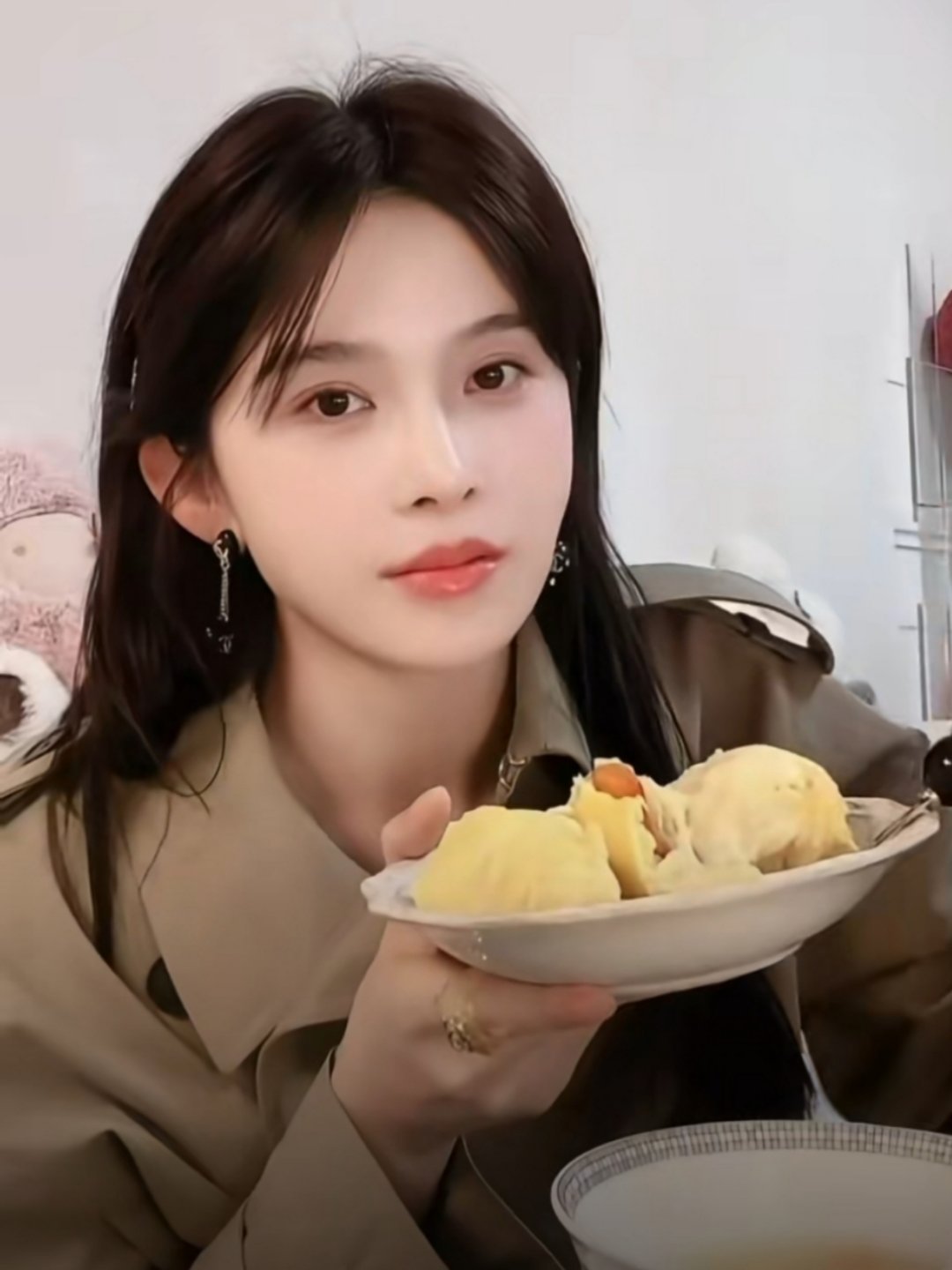 赵樱子因姓张1米9男生而不拍戏赵樱子在直播中称因为一男生不拍戏。描述该男性为“