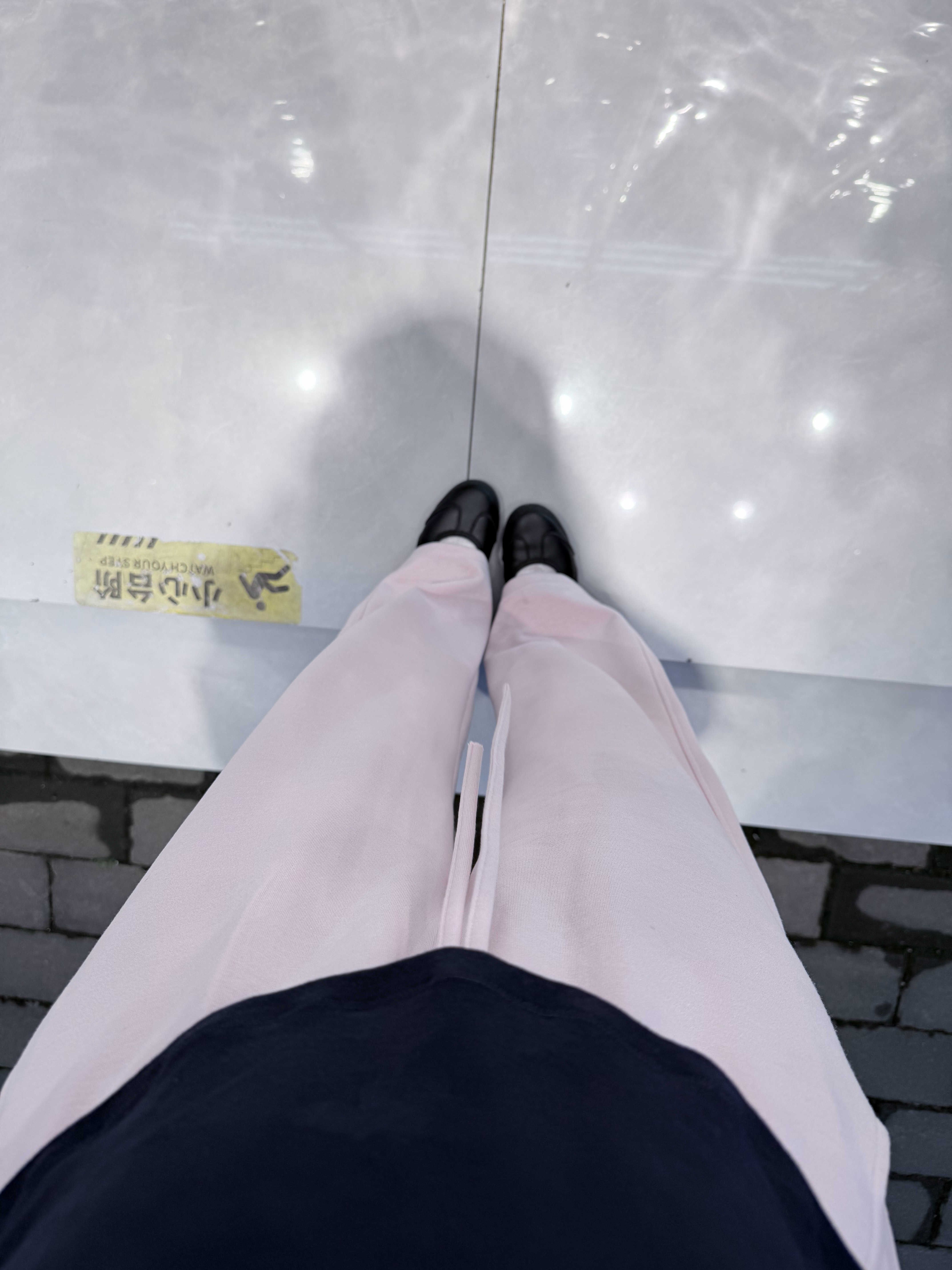 我看caibao的这个还有藏青色想再买一条了真的好舒服………真的一点也不热