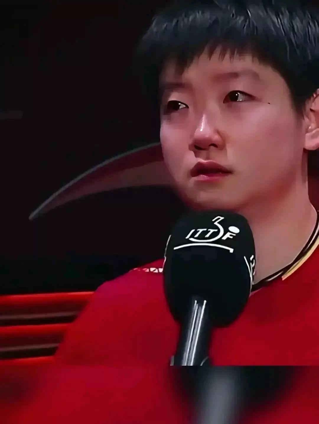 你有没有觉得莎莎哪里不对劲，莎莎经常会莫名其妙的哭，你没有做错任何事，你只