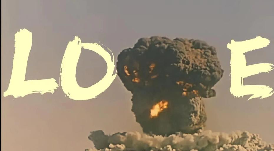 毫无疑问是氢弹啊！原子弹是基于核裂变（重原子核分裂，如铀-235），裂变材料的