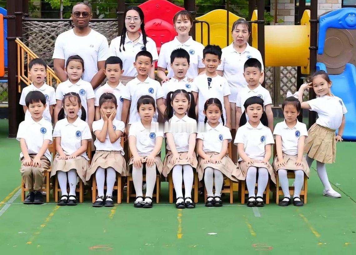 这闺女打小就另美，不走寻常路