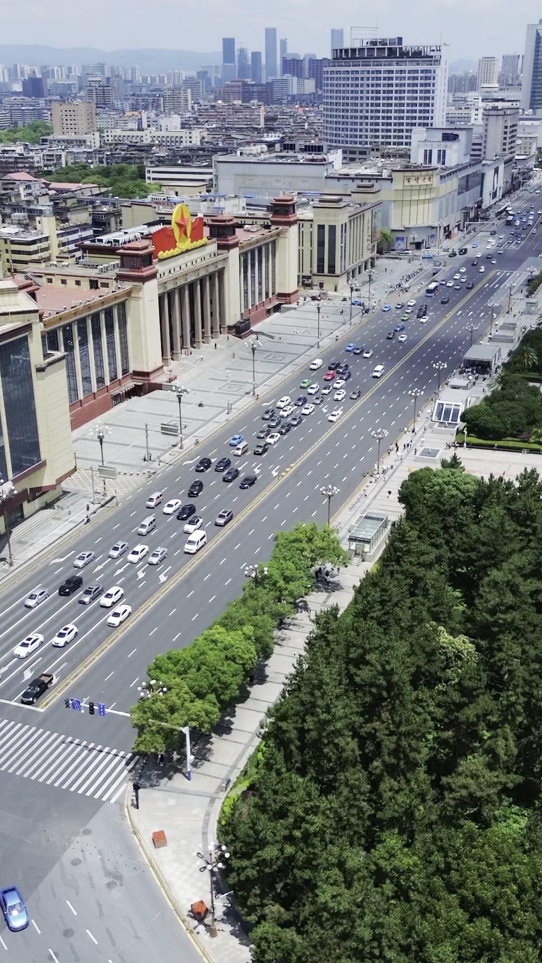 🎉端午假期来南昌旅游，一天打卡南昌5个热门景点。1️⃣八一广场始建于19