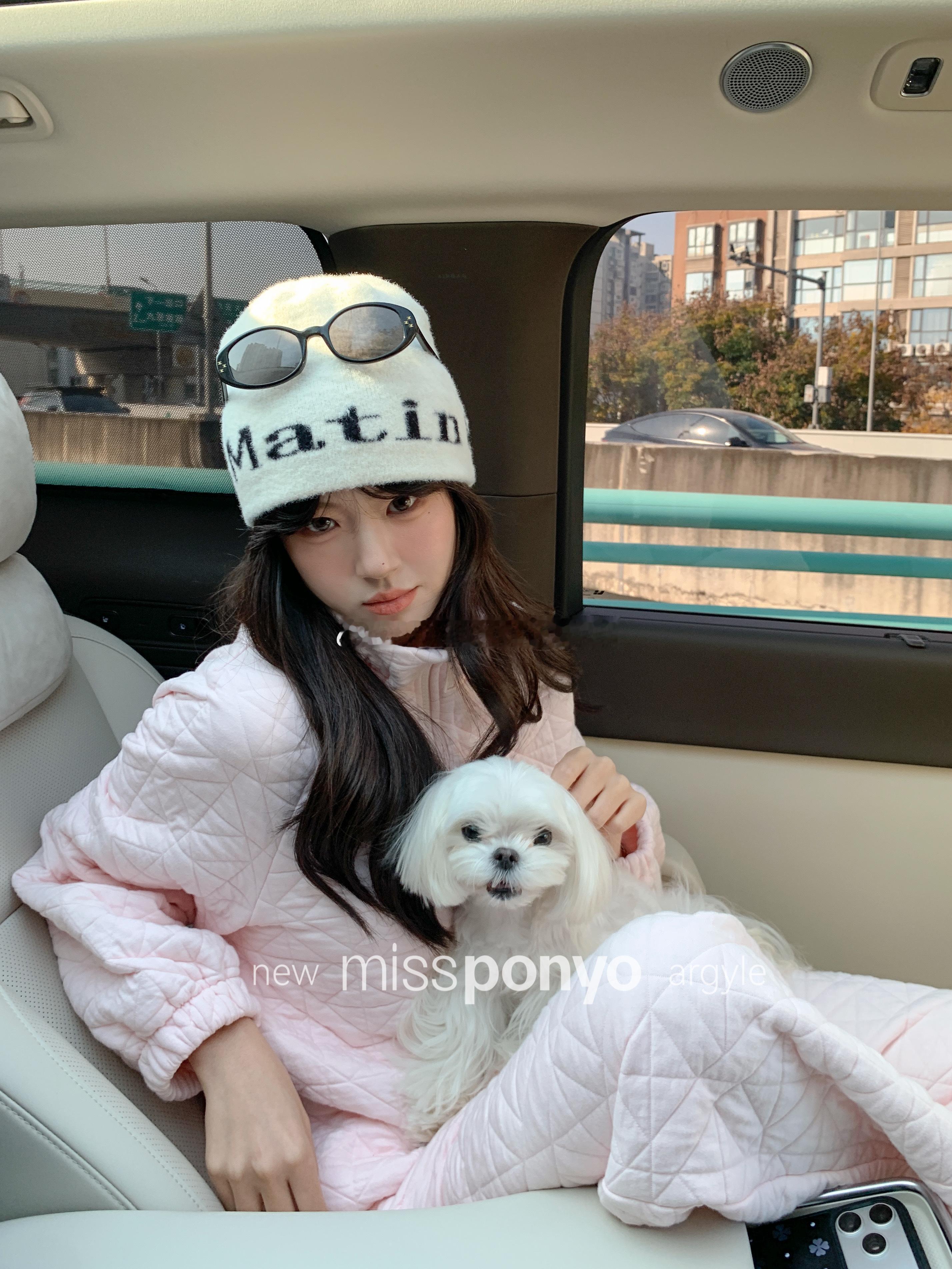 喜欢自己比喜欢世界重要🍧20岁黄多多好漂亮missponyomisspony