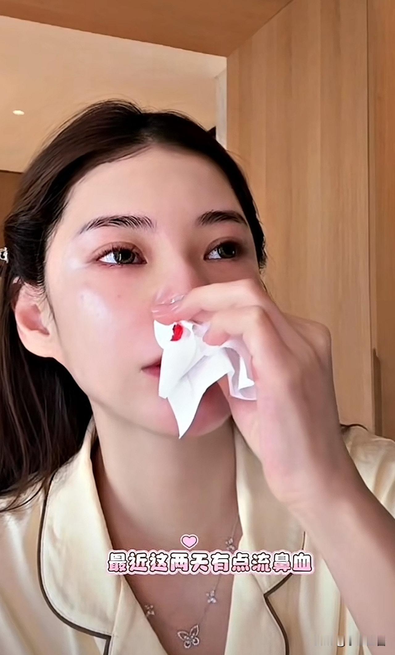 马筱梅，又被网友猜中了。34岁的马筱梅，已经怀孕6个月多，每天一个人在家，并