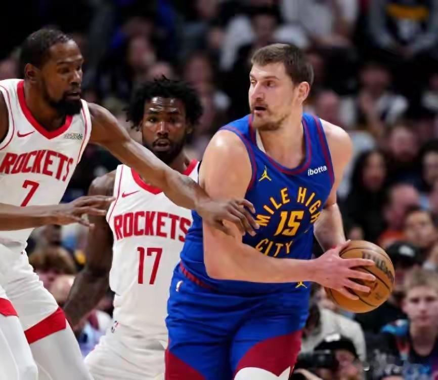 10月1日，NBA最新签约裁员更新:约老师再得帮手，公牛一签一裁。一、据名
