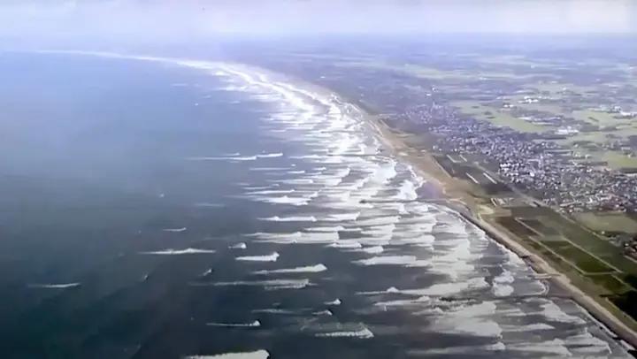 俄罗斯方面怀疑堪察加半岛地震背后存在地震武器。 2025年7月30日，堪察加