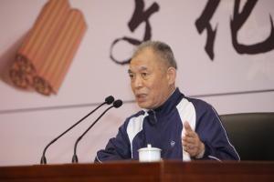 梁晓声在《人世间》中说：“从你出生的那一刻，端什么碗，吃什么饭，经历什么事，什么