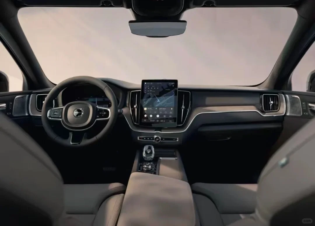 家用 SUV 优选｜全新 XC60把安全感拉满出行