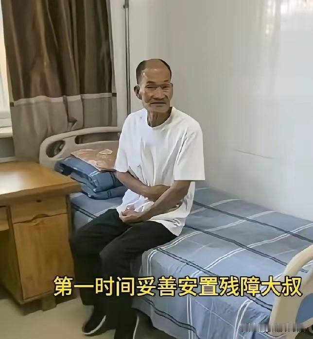 河北残障老人经全面体检，确诊重度尘肺病，肺功能严重受损。妹妹从石家庄奔赴保定