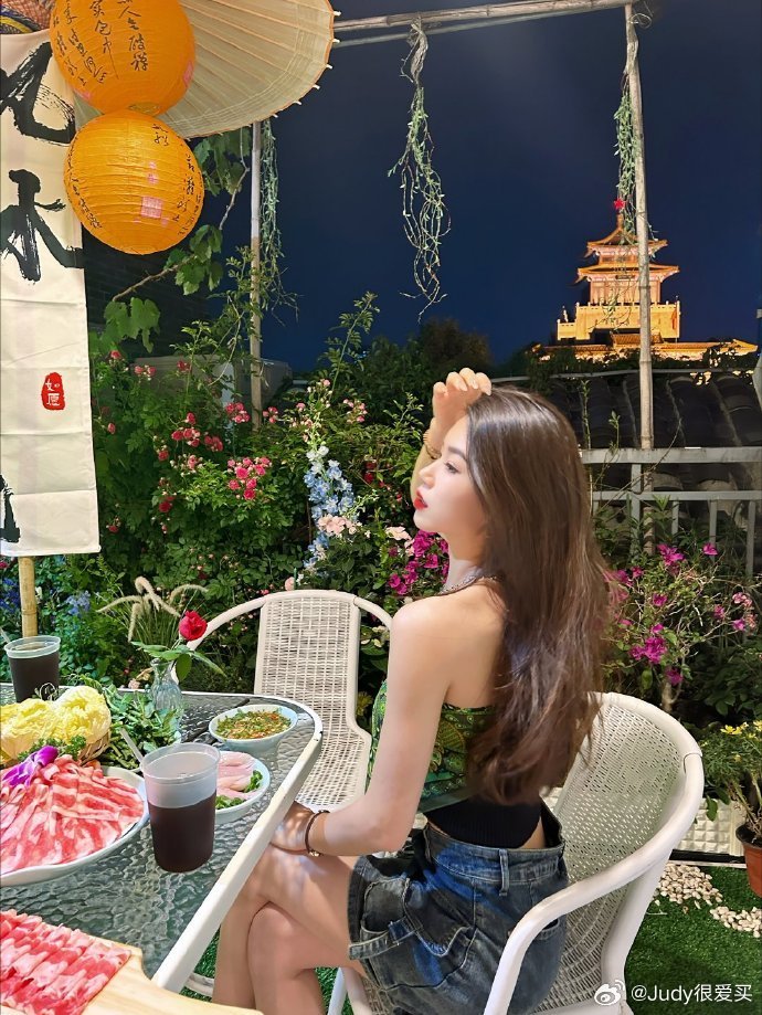 来济南一定要吃这家！get解放阁zui佳机位姐妹们，怎么会有这么宝藏的
