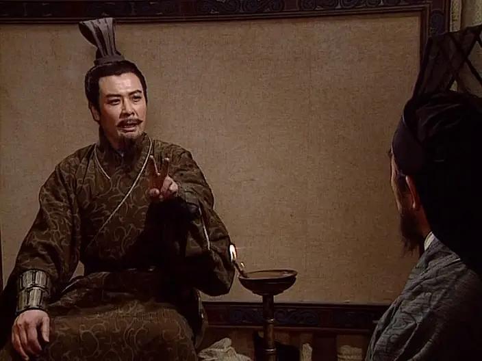 三国最扎心真相：刘备其实根本不是“皇叔”！我们看《三国演义》，都叫他刘皇叔