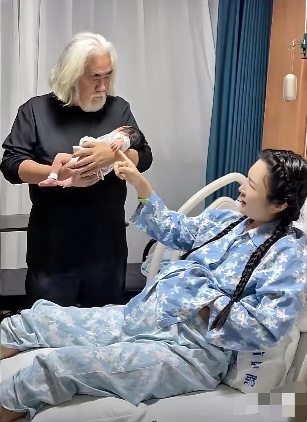 我发现了内娱的一个规律，准到离谱，那就是，越普通的幸福越容易被挑刺，比如