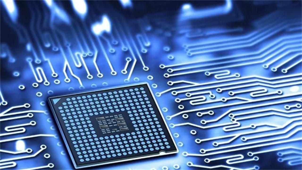 瘫痪电网不在话下？中国开辟新赛道，用“无形之手”撬动美霸权当人们还在用航母数