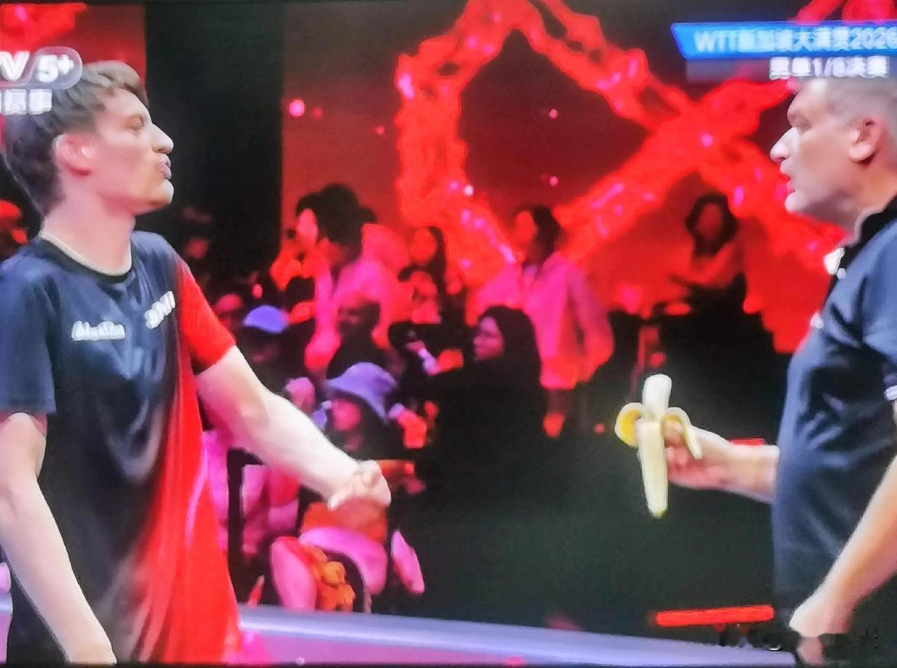 王楚钦上来被打成5：11，还是没有想到的。说好要“复仇”的。2024年王楚钦输