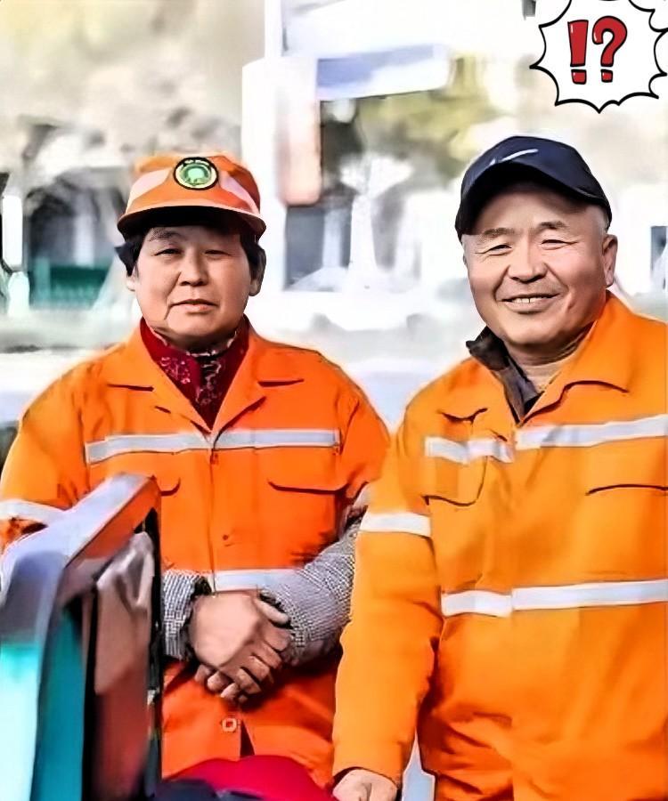 环卫工徒手找儿童手表，后续好消息来了！环卫公司已经做出决定了，将会拿出一部分