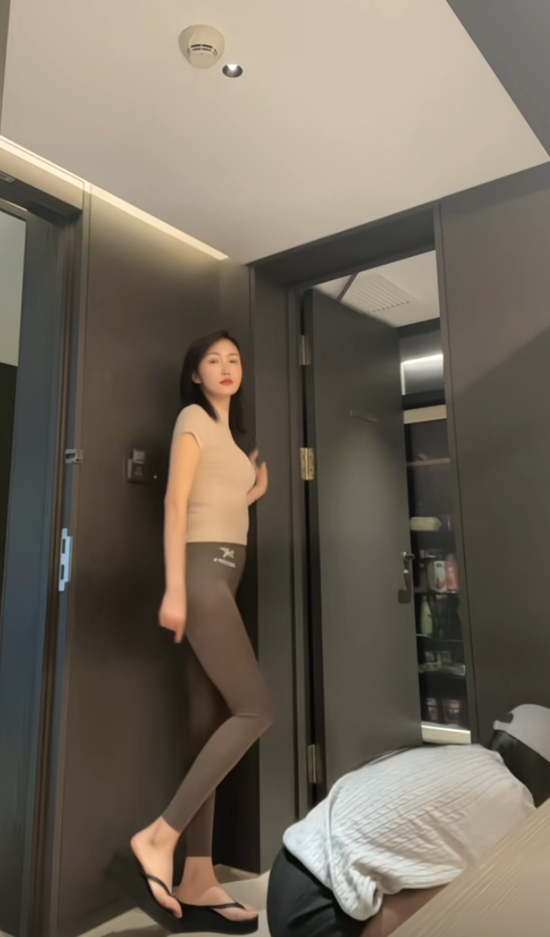 外五县瑜伽裤可以拿捏迈腾男孩的心吗