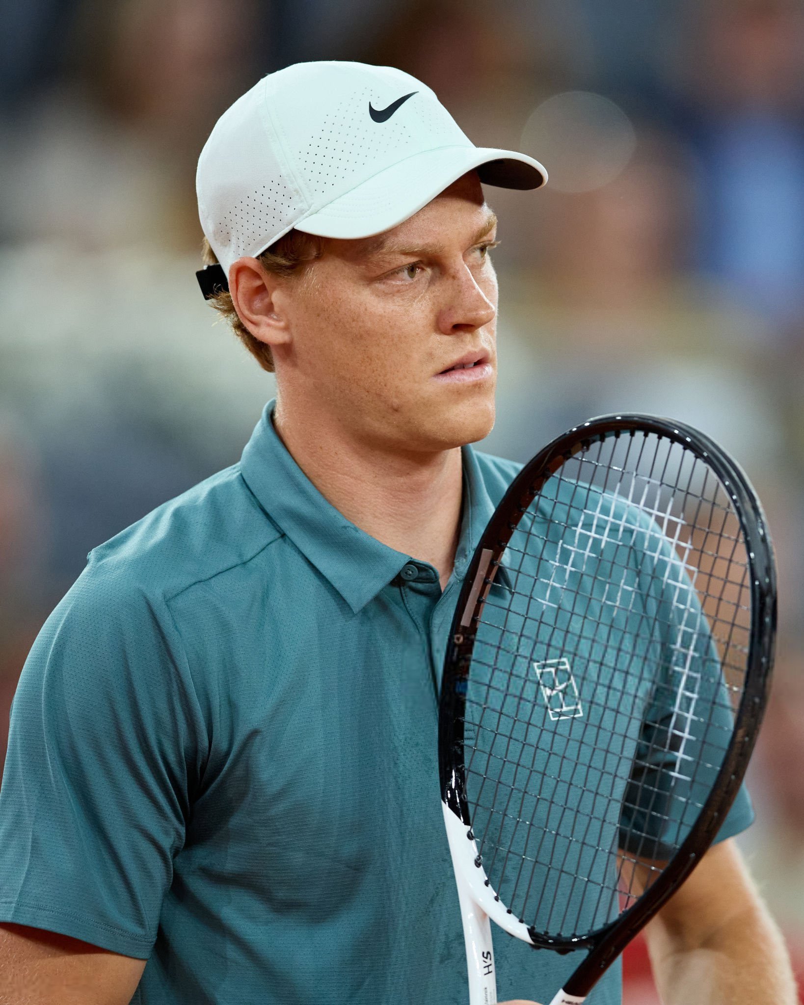 昨晚2-0击败霍达尔首进马德里四强之后，辛纳也解锁了ATP大师赛全四强的成就，成