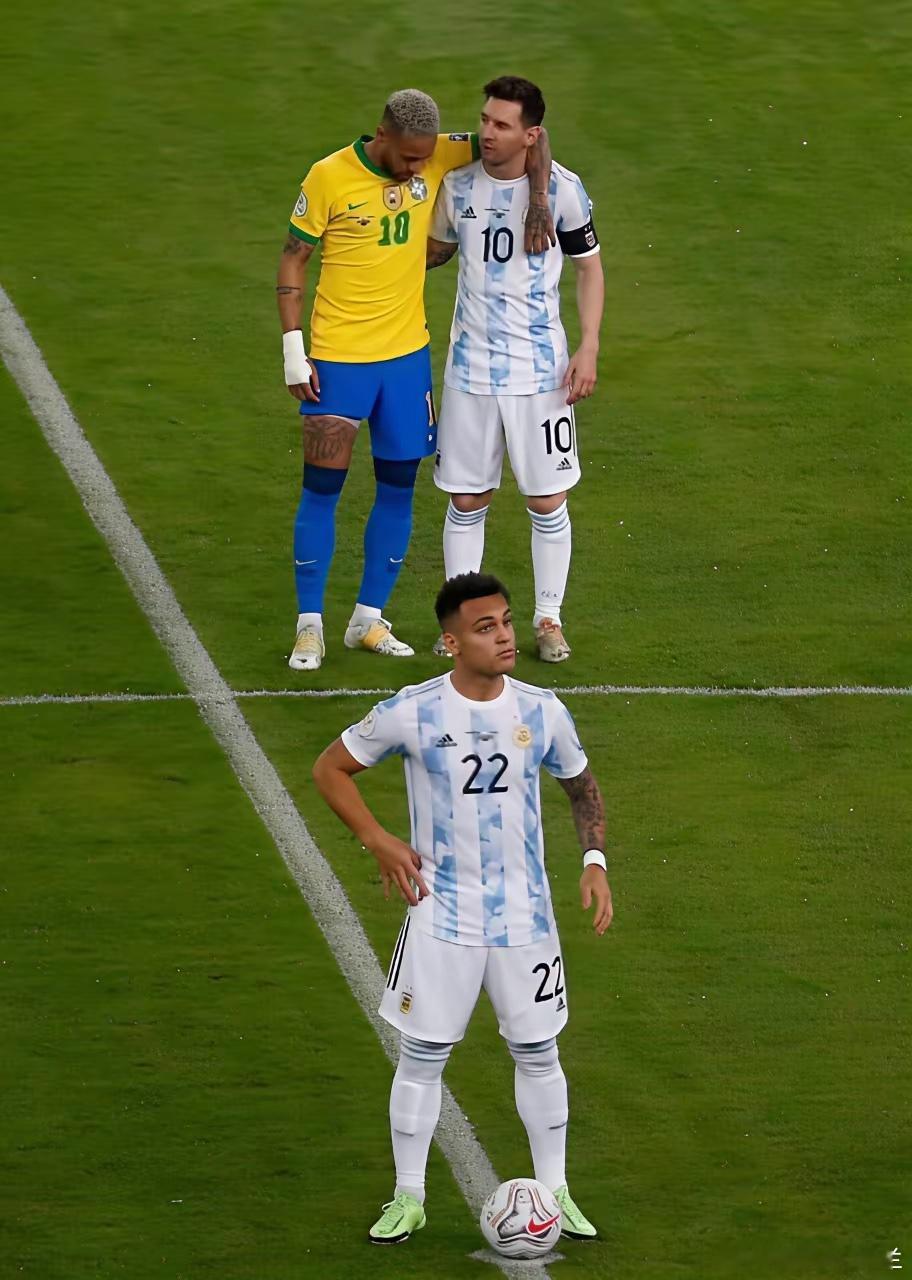 C罗是欧洲杯历史射手王、助攻王，还带队拿过一冠一亚，为什么不少球迷不承认他是“欧