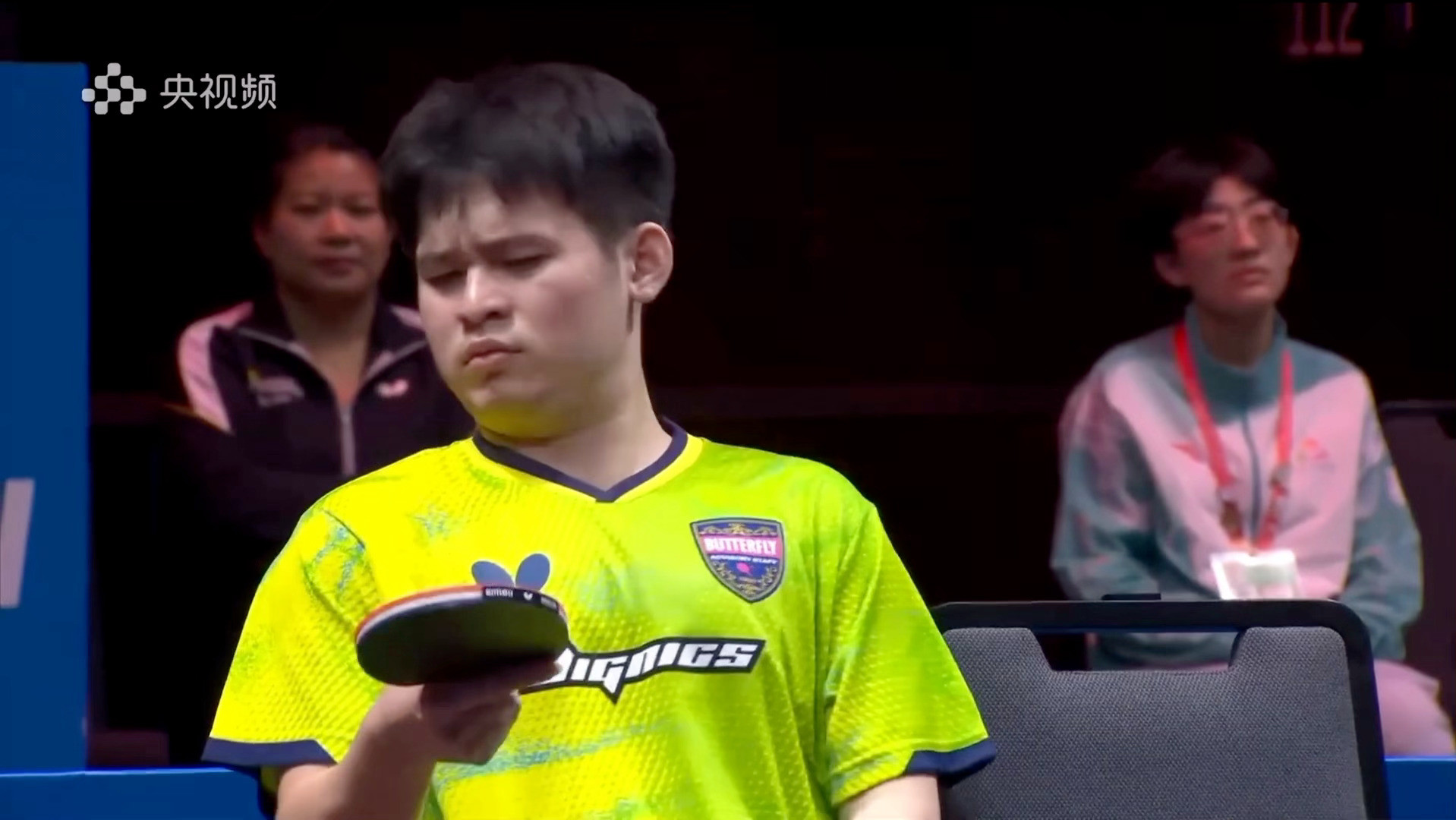 林诗栋，你搁这儿干嘛呢，你是银牌，比铜牌强。