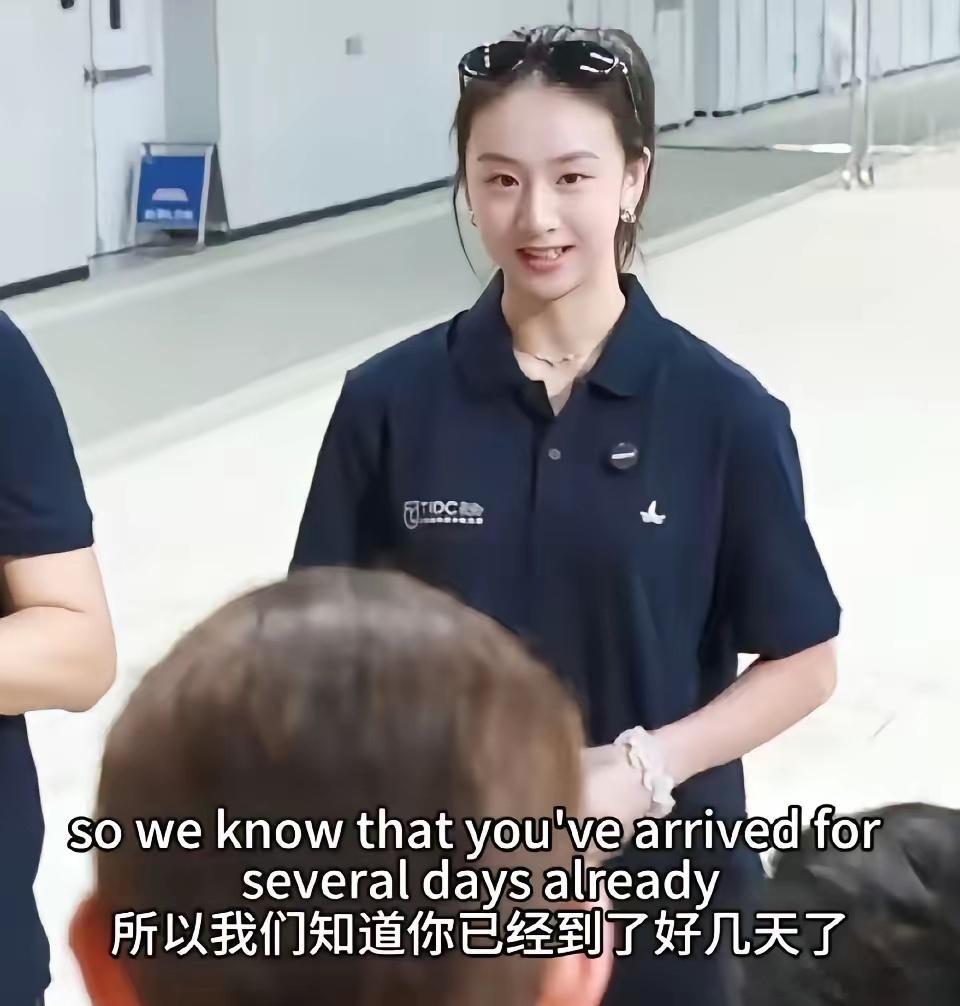 看了森碟帮田亮做英语翻译的视频，忽然觉得：没钱还是别生女孩了。差距太大了，教育