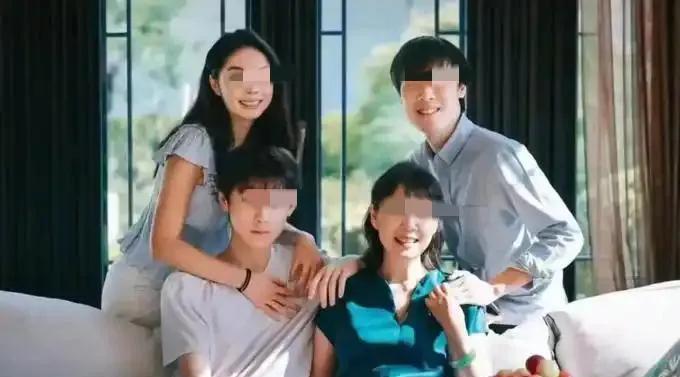 “家和万事兴”，豪门最奢侈的童话传闻宗馥莉与杜建英这对“冤家”，之前相安无事，